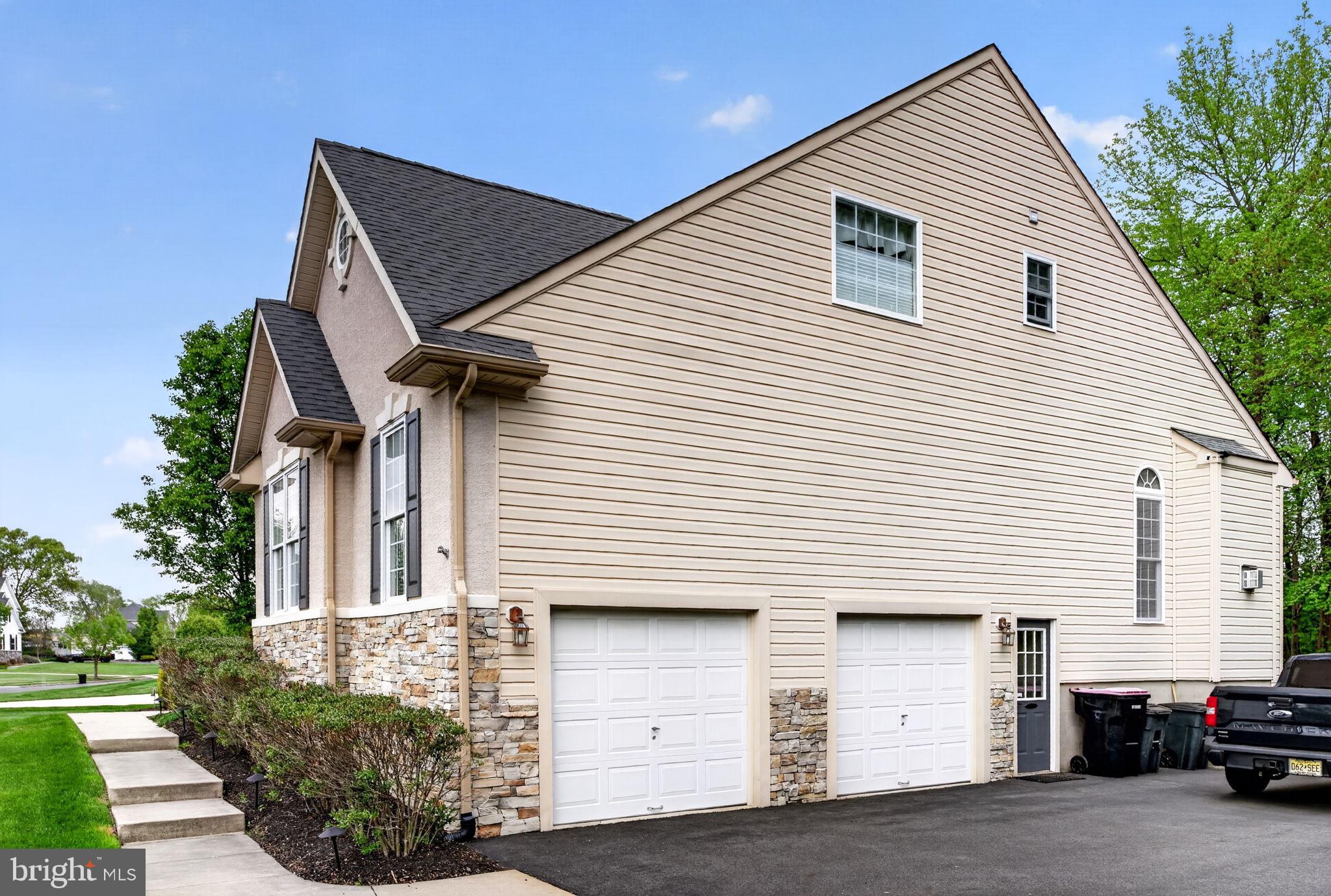 10 Laurel Wood Court Laurel Springs, NJ 08021 - Photo 4 of 65