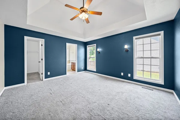 $1,900 | 1036 Freedom Drive, Clarksville, TN 37042