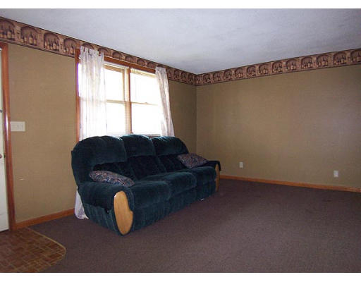52-56 Enfield Street Springfield, MA 01151 - Photo 3 of 6