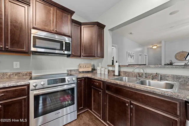 $212,000 | 1921 Covengton Way, Unit 101, Greenville, NC 27858