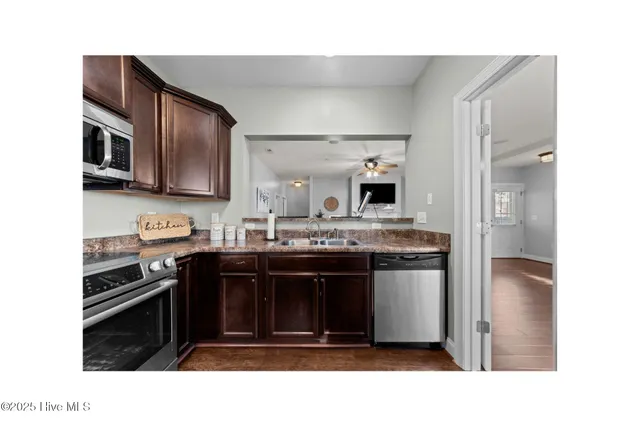 $212,000 | 1921 Covengton Way, Unit 101, Greenville, NC 27858