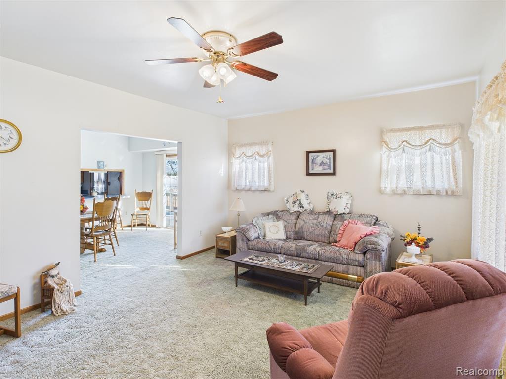 4467 Kings Mill Road North Branch, MI 48461 - Photo 4 of 38