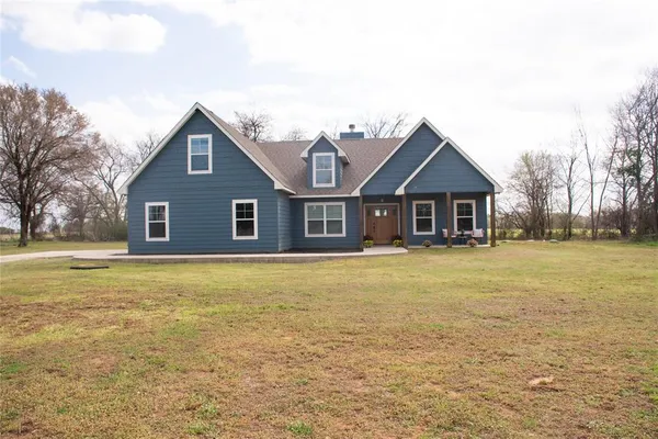 $489,000 | 1503 County Road 3385, Saltillo, TX 75478