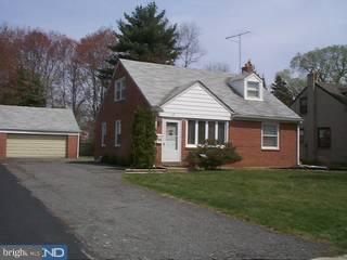 451 Wayne Avenue Springfield, PA 19064 - Photo 1 of 6