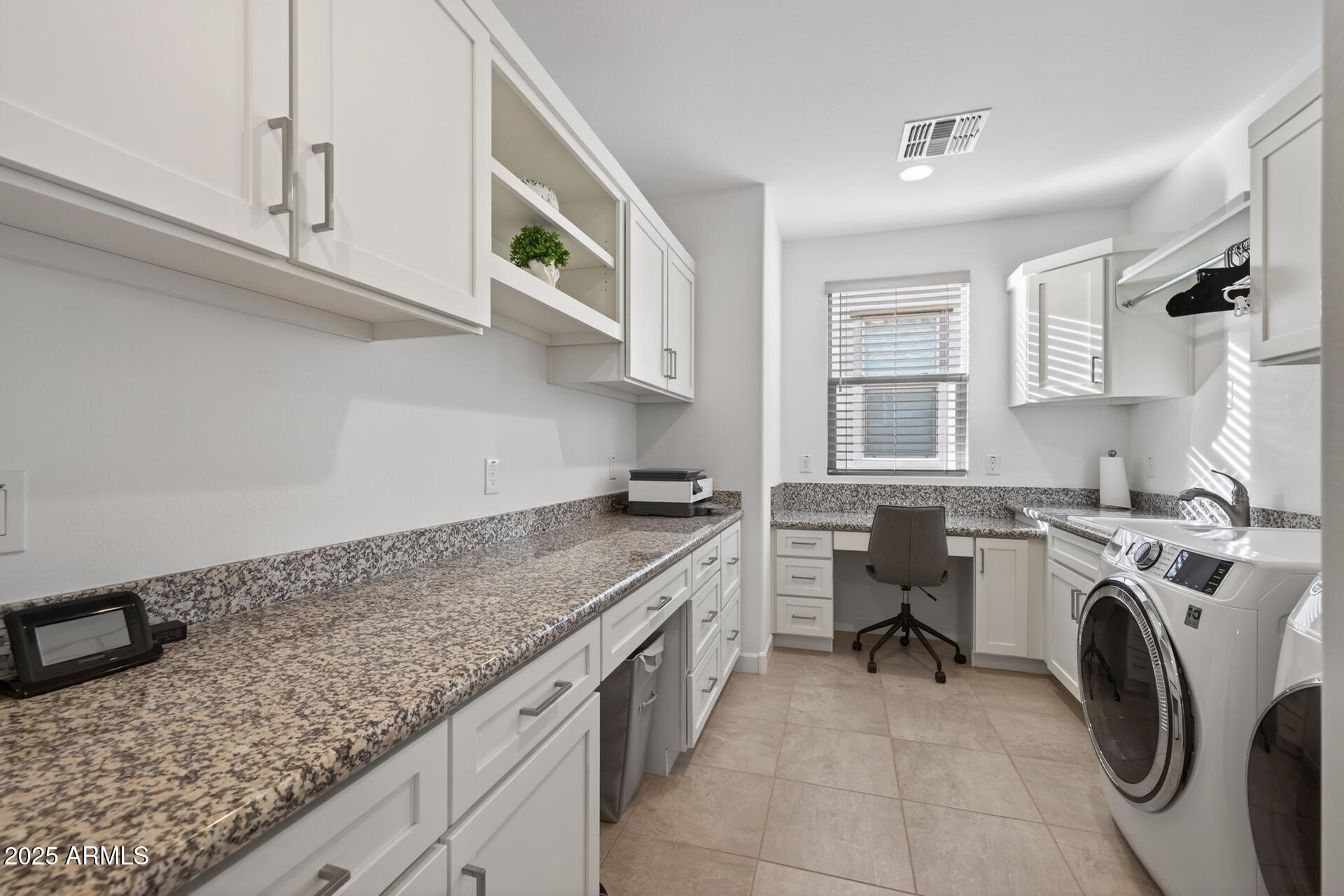 17850 East Veit Springs Drive Rio Verde, AZ 85263 - Photo 26 of 70 33) LAUNDRY ROOM