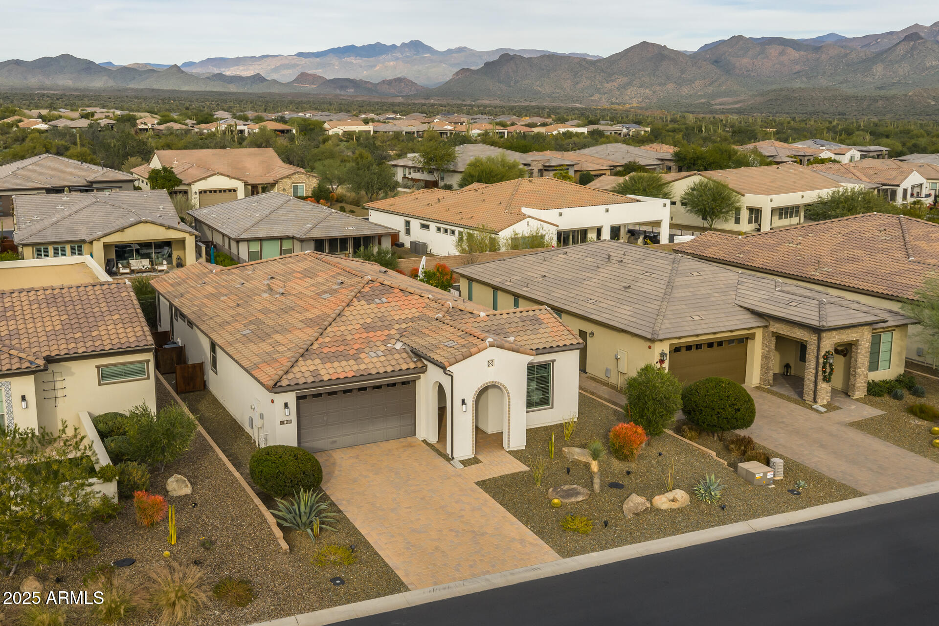 17850 East Veit Springs Drive Rio Verde, AZ 85263 - Photo 5 of 70 8) FRONT OF HOME