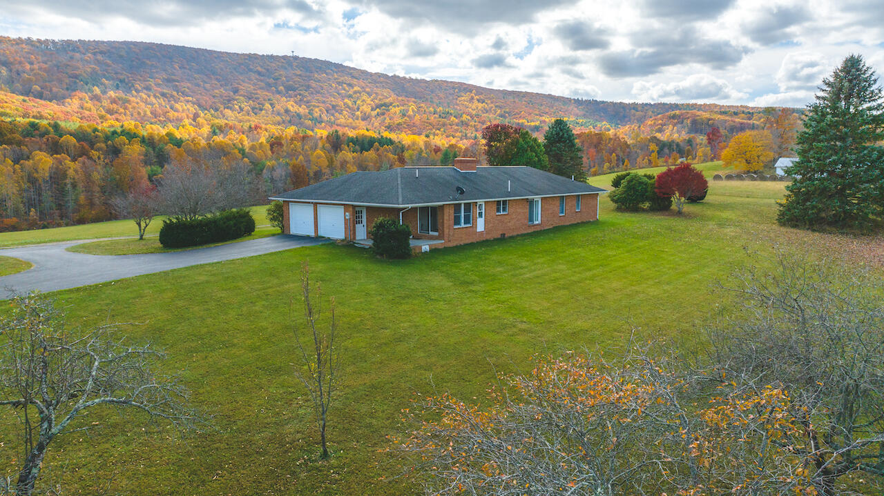 2103 Ridgeview Road Northwest Floyd, VA 24091 - Photo 1 of 70 main