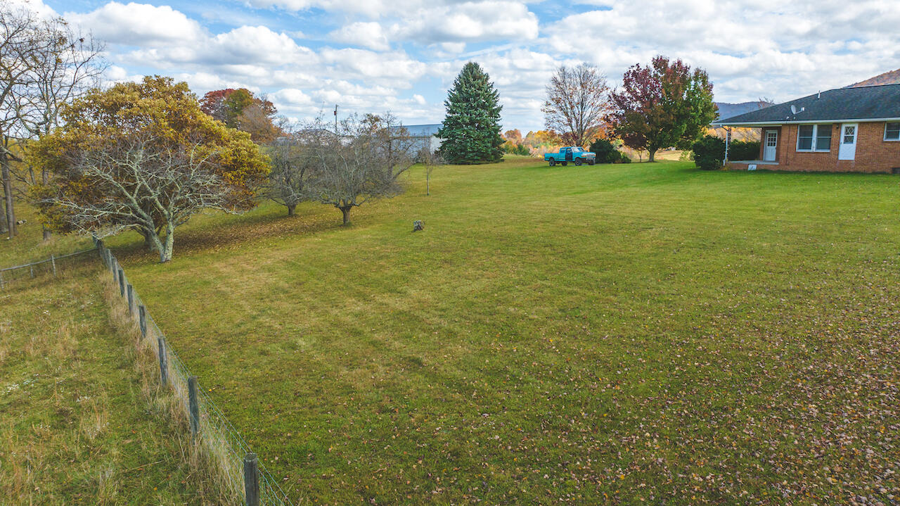 2103 Ridgeview Road Northwest Floyd, VA 24091 - Photo 11 of 70 DJI_20231027131733_0562_D