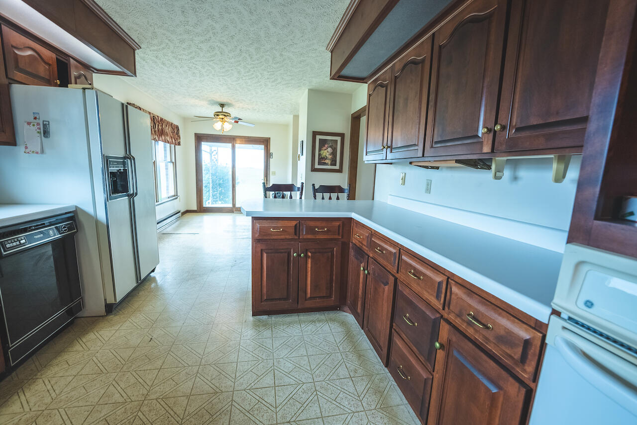2103 Ridgeview Road Northwest Floyd, VA 24091 - Photo 20 of 70 DSC03722