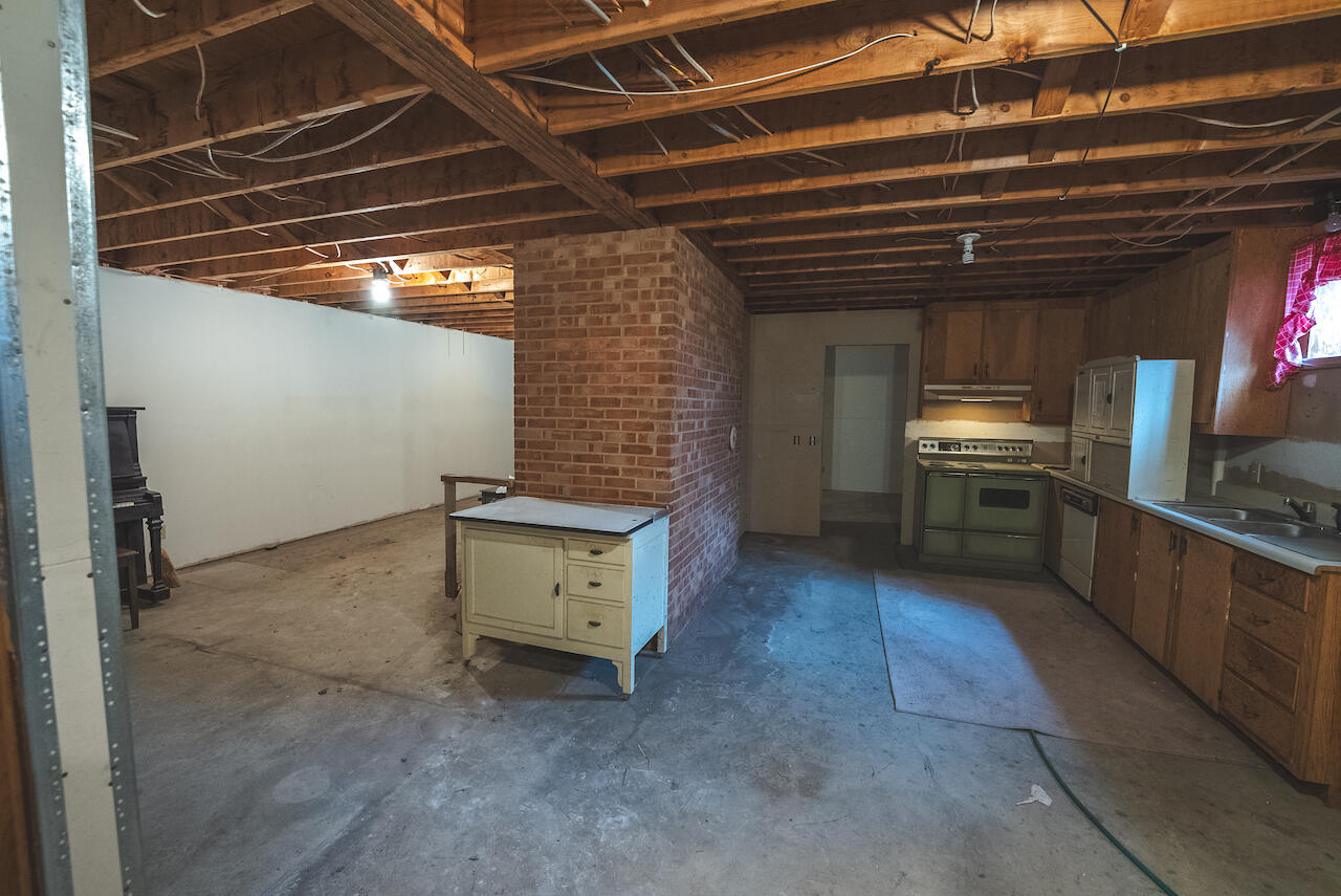 2103 Ridgeview Road Northwest Floyd, VA 24091 - Photo 48 of 70 DSC03752