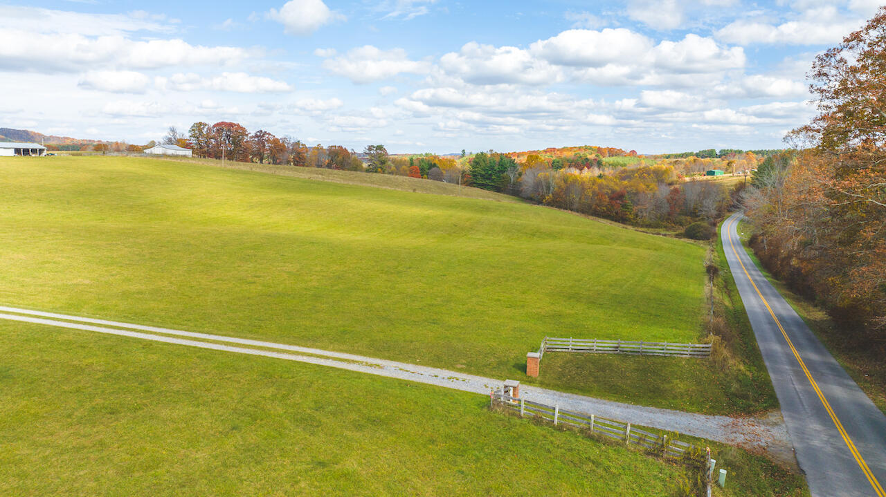2103 Ridgeview Road Northwest Floyd, VA 24091 - Photo 55 of 70 DJI_20231027131300_0548_D