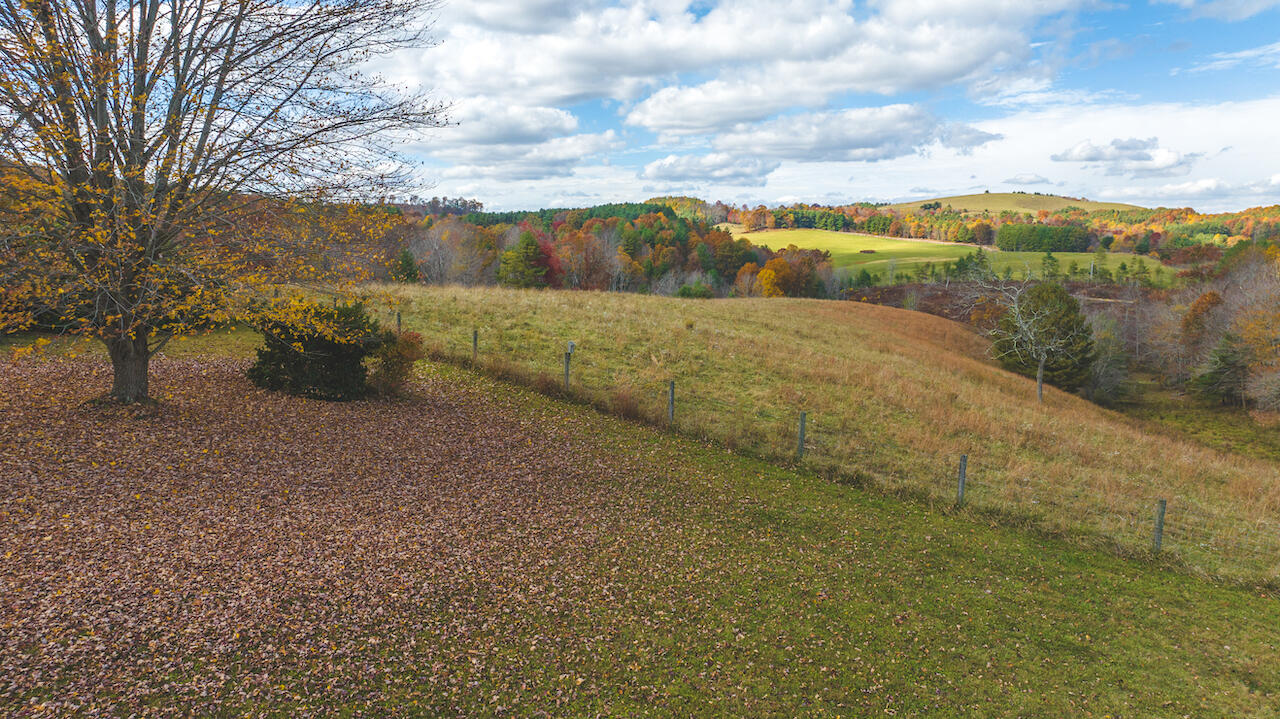 2103 Ridgeview Road Northwest Floyd, VA 24091 - Photo 60 of 70 DJI_20231027131714_0559_D
