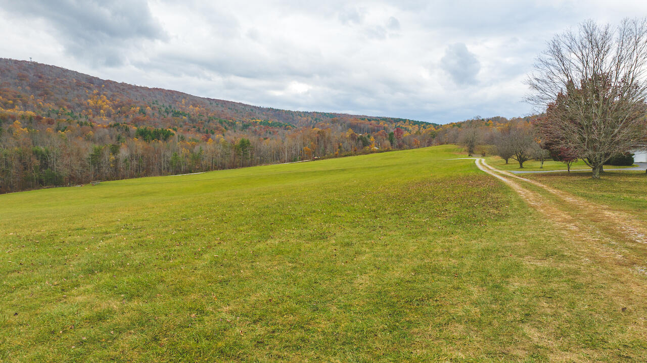 2103 Ridgeview Road Northwest Floyd, VA 24091 - Photo 64 of 70 DJI_20231030142957_0637_D