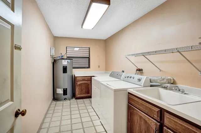 $899,000 | 6432 Pine Jog Avenue, Boca Raton, FL 33433