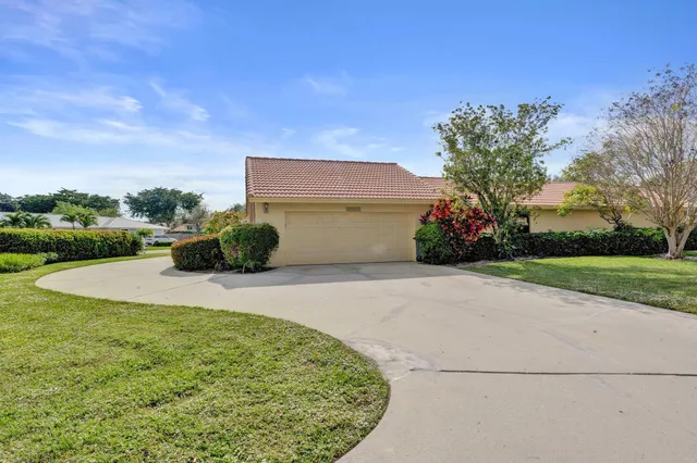 $899,000 | 6432 Pine Jog Avenue, Boca Raton, FL 33433