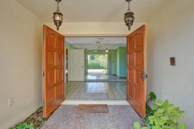 $899,000 | 6432 Pine Jog Avenue, Boca Raton, FL 33433