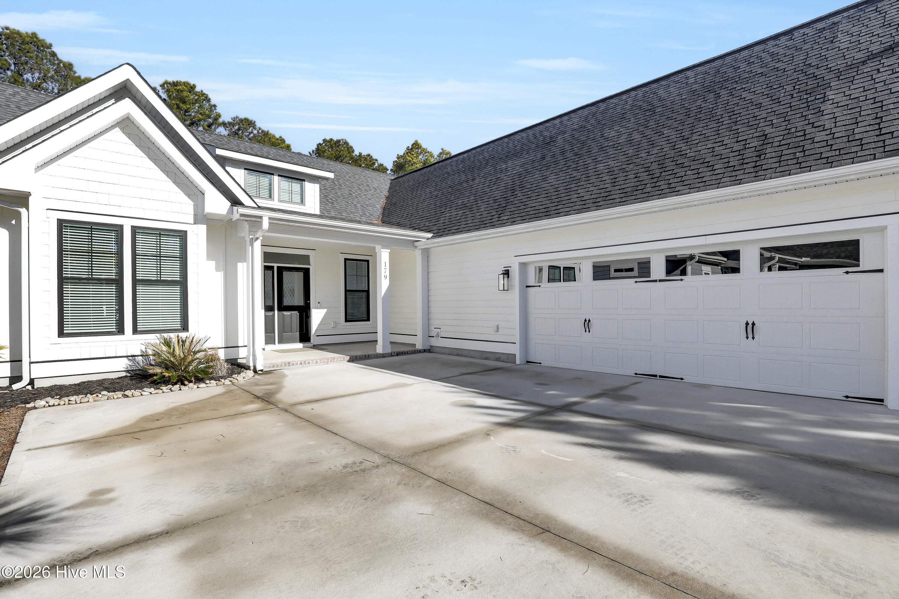 179 Twining Rose Lane Holly Ridge, NC 28445 - Photo 3 of 61 6G8A8181