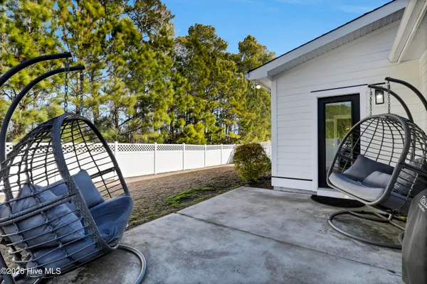 $599,900 | 179 Twining Rose Lane, Holly Ridge, NC 28445