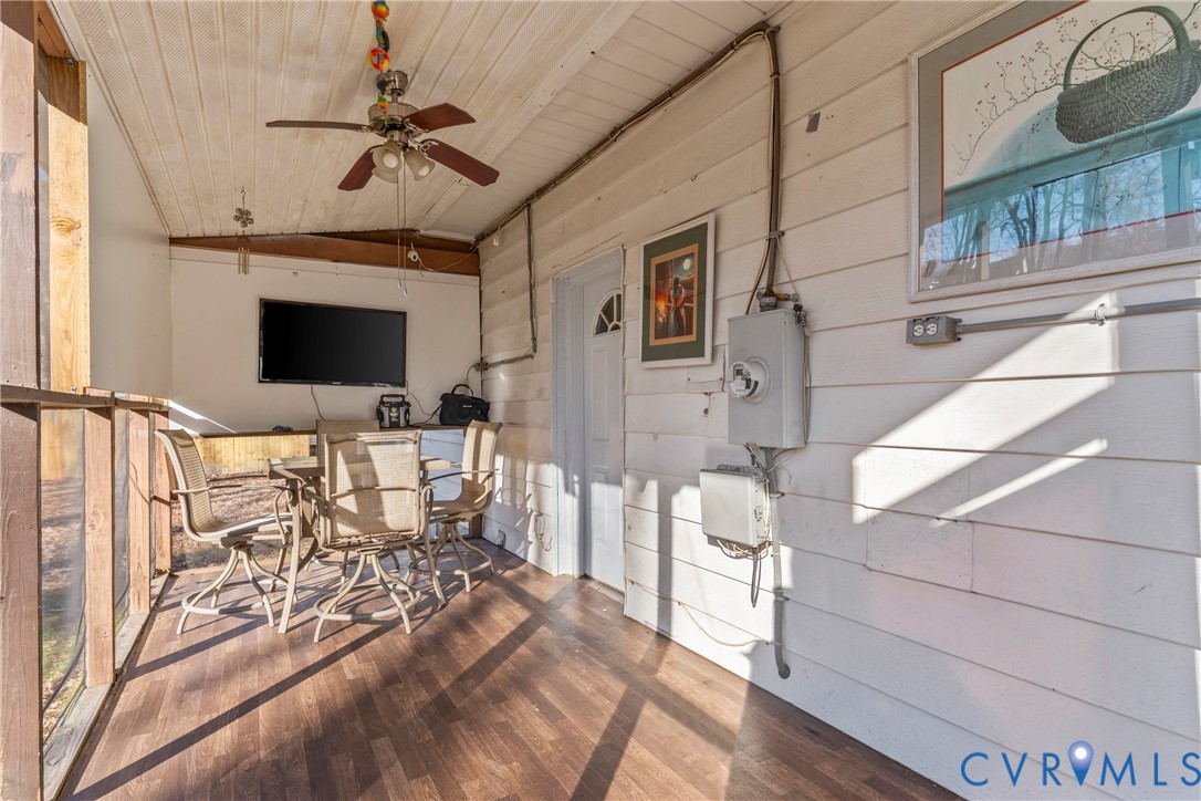 1408 Boroughbridge Road Richmond, VA 23225 - Photo 26 of 31 a view of a livingroom with furniture