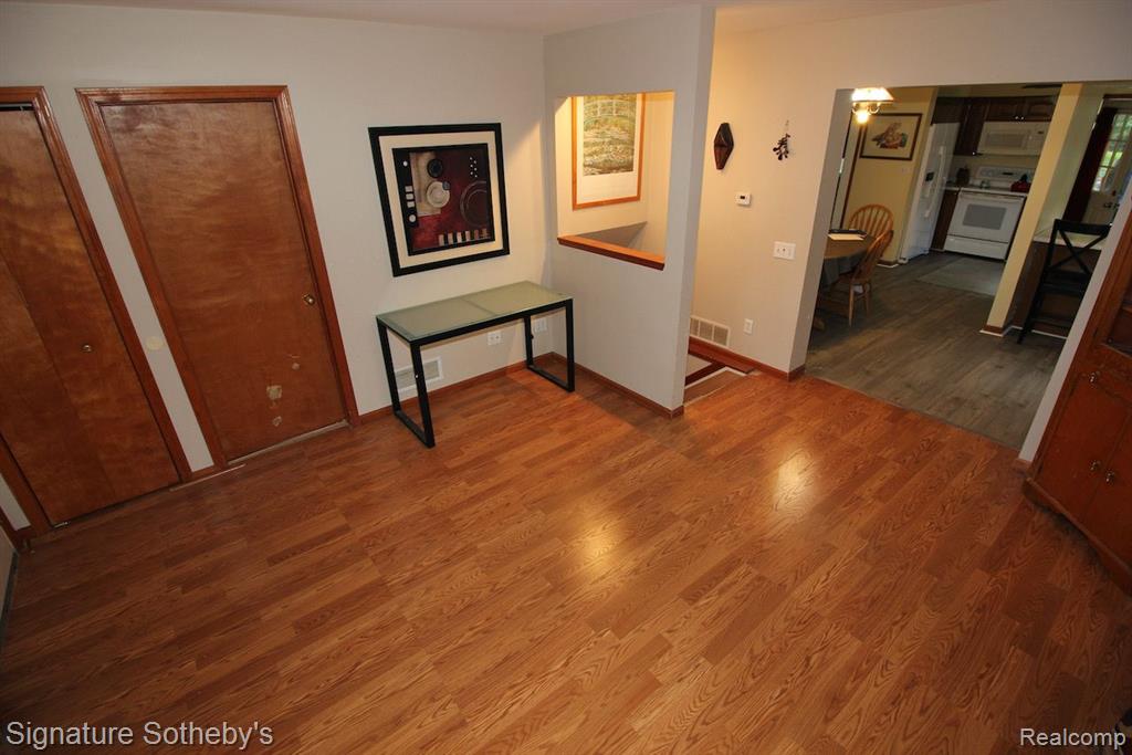 63 Cedar Lake Road Chelsea, MI 48118 - Photo 5 of 18