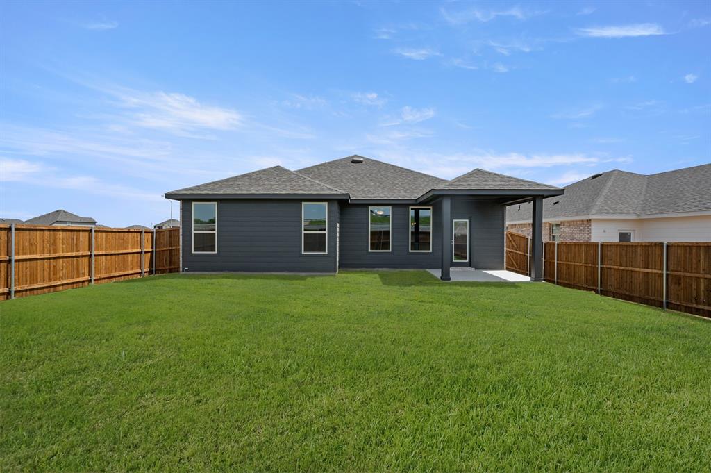 3113 Hawkview Drive Cleburne, TX 76031 - Photo 25 of 27 3113 Hawkview- Back-2