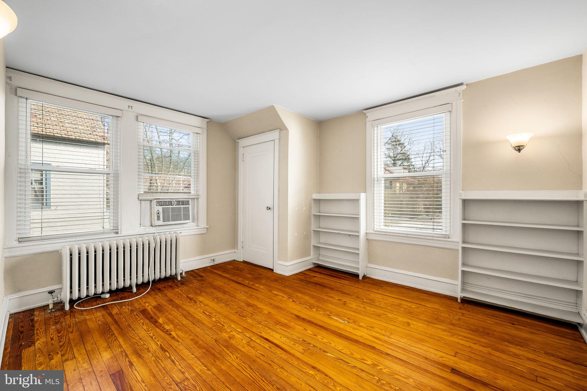 8220 Manor Road Elkins Park, PA 19027 - Photo 17 of 37 Gallery Image 17