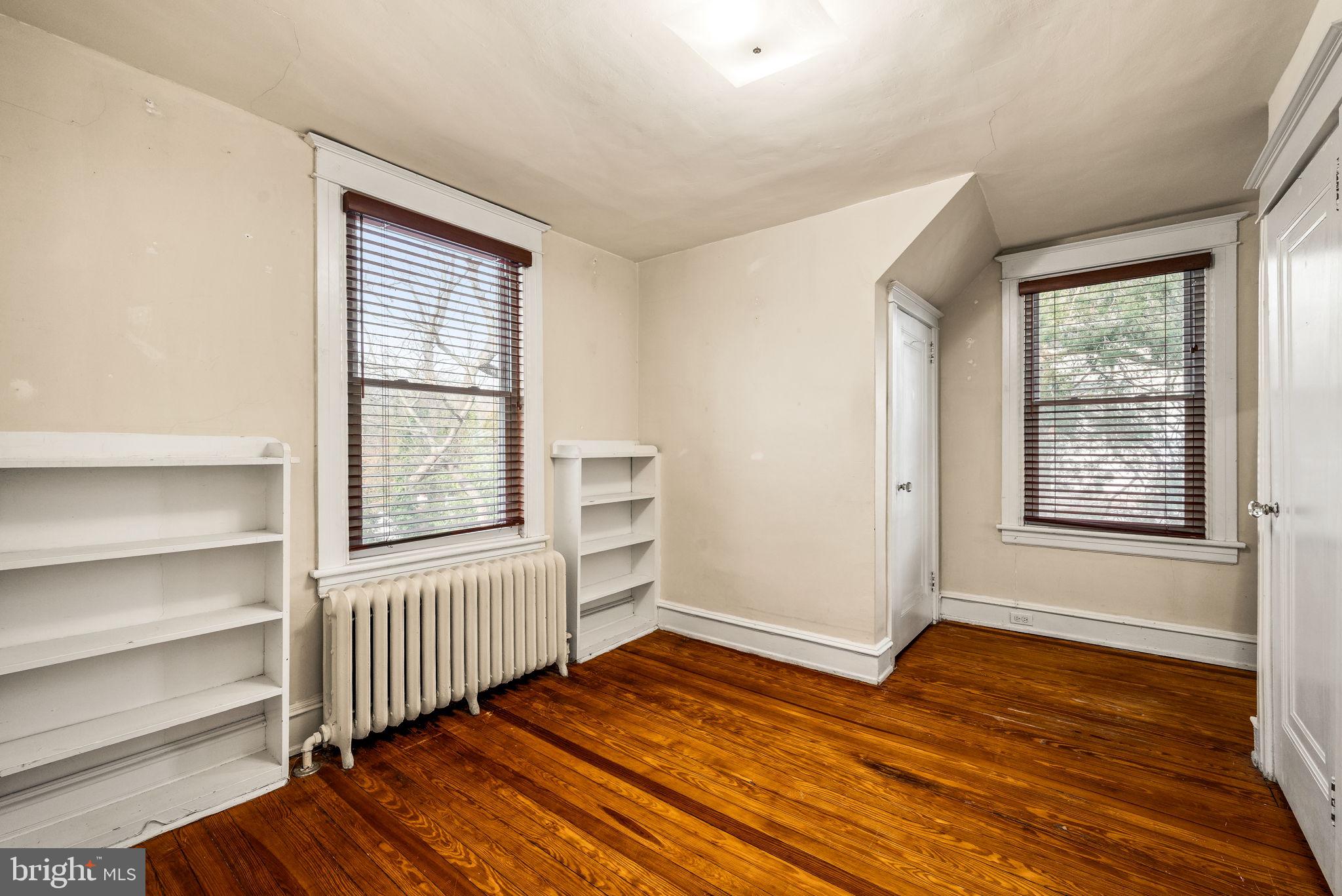 8220 Manor Road Elkins Park, PA 19027 - Photo 18 of 37 Gallery Image 18