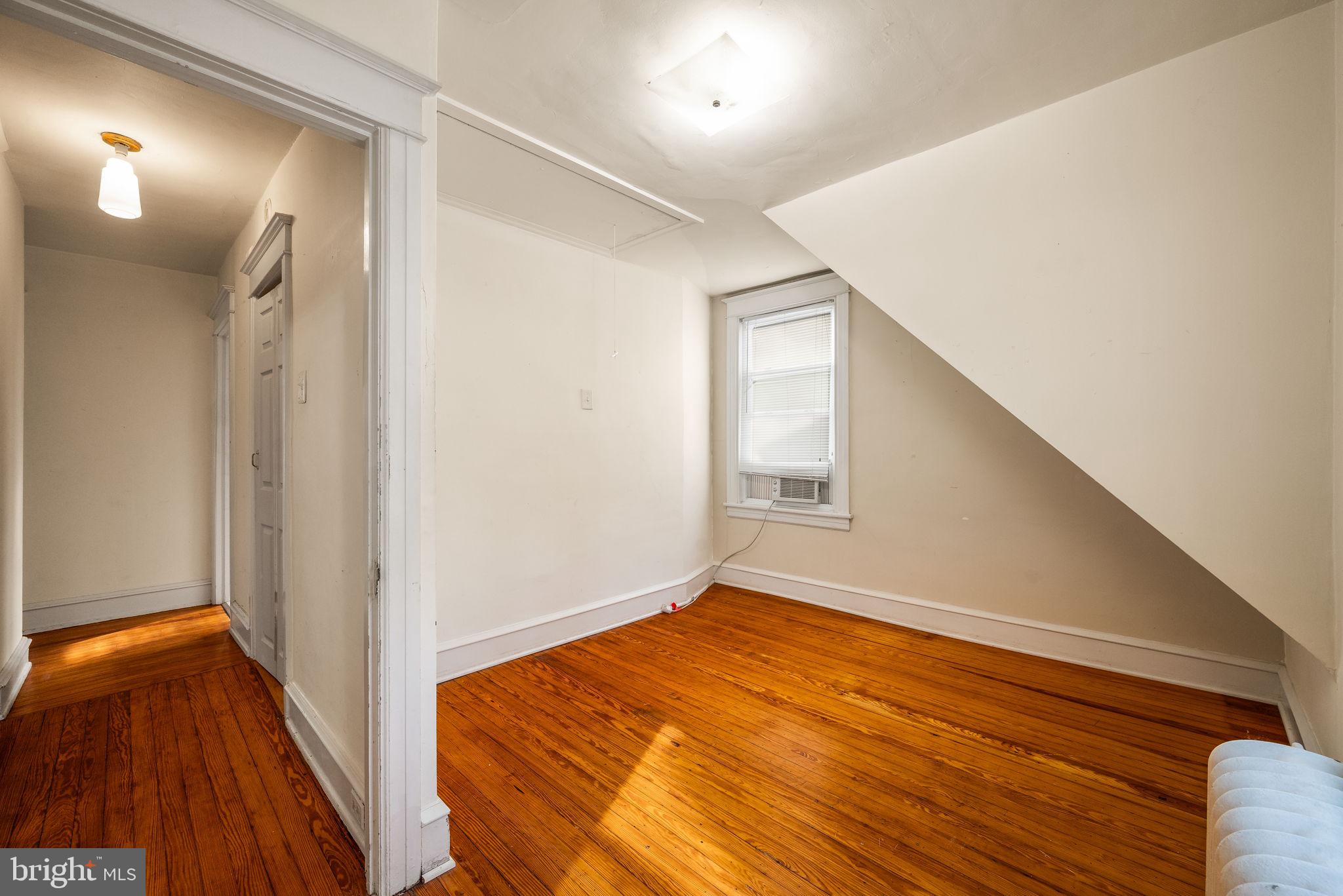8220 Manor Road Elkins Park, PA 19027 - Photo 20 of 37 Gallery Image 20