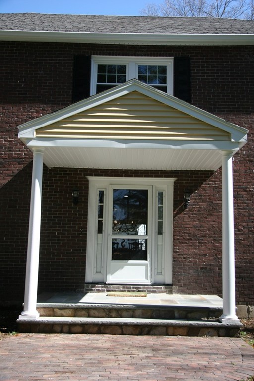 1 Fox Run Road Dover, MA 02030 - Photo 3 of 30 Gallery Image 3