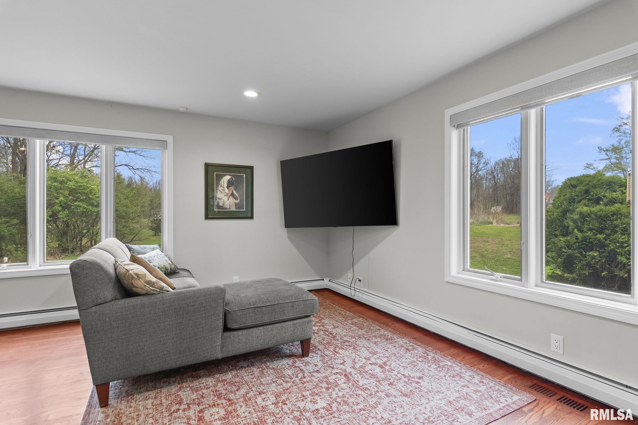 501 Jostes Road Springfield, IL 62712 - Photo 19 of 63