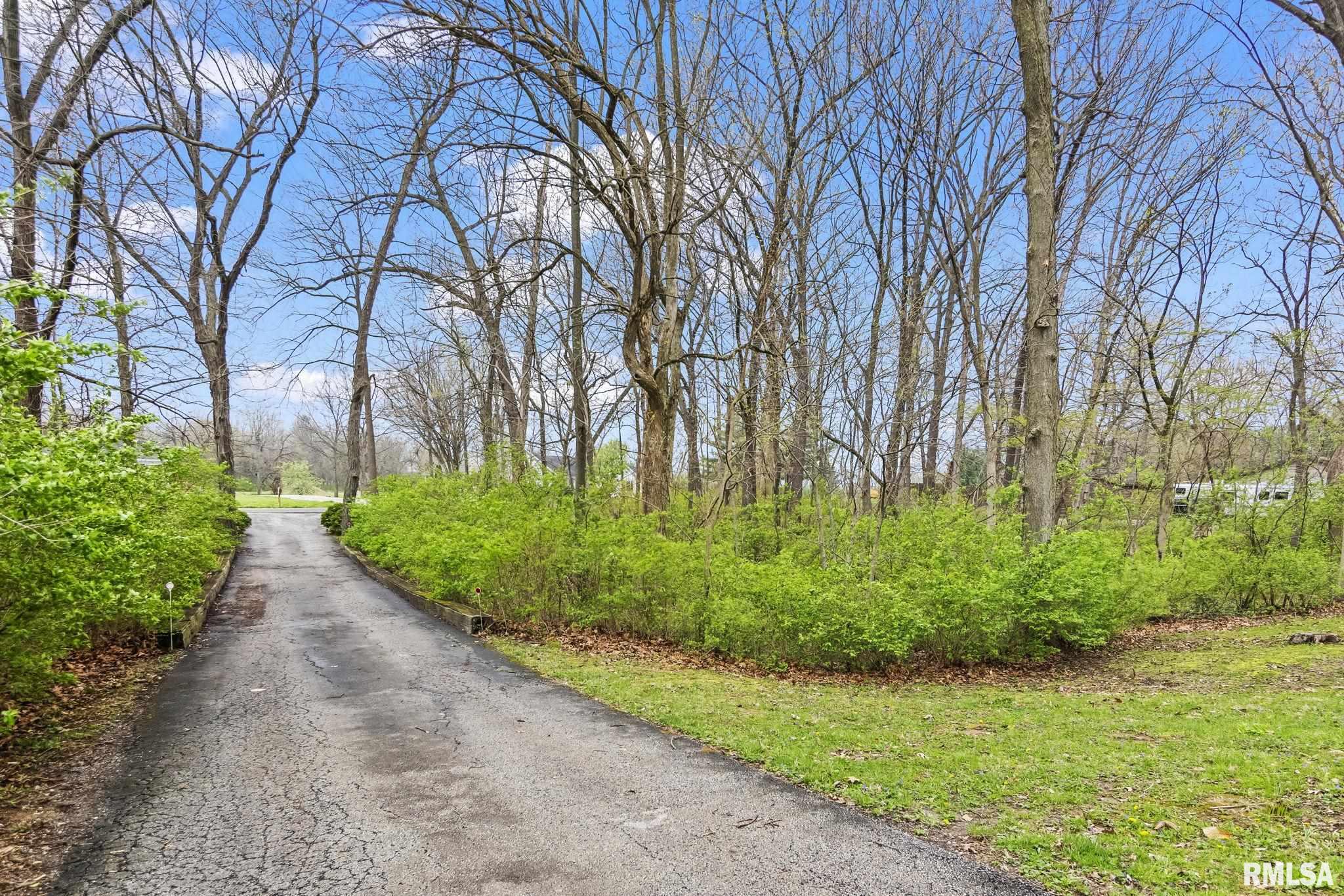 501 Jostes Road Springfield, IL 62712 - Photo 6 of 63