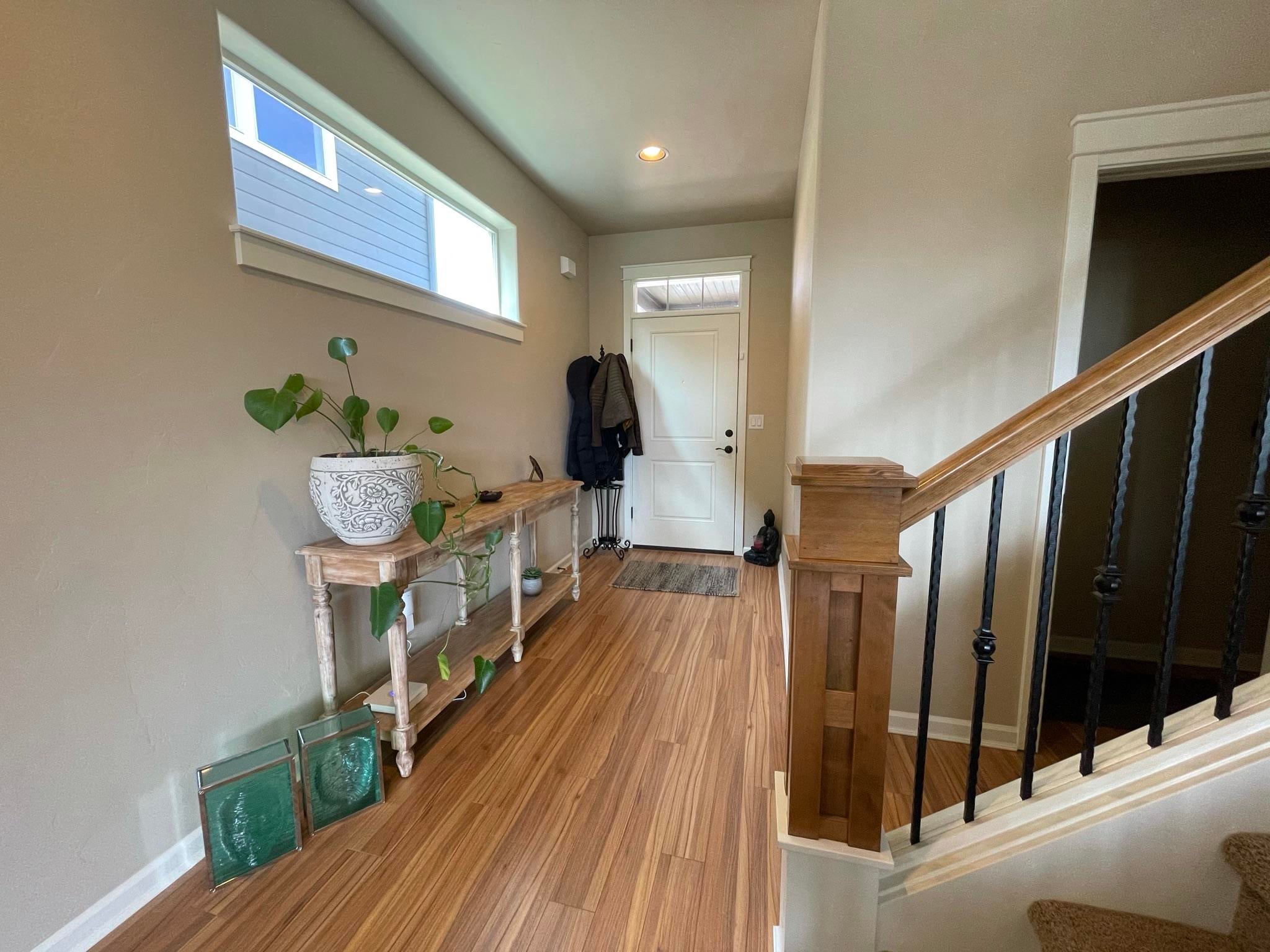 61092 Manhae Loop Bend, OR 97702 - Photo 12 of 49 Entry way