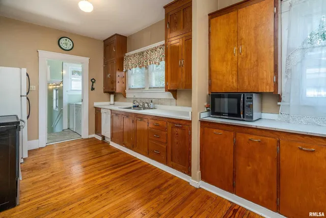 $129,000 | 544 East Main Street, Du Quoin, IL 62832