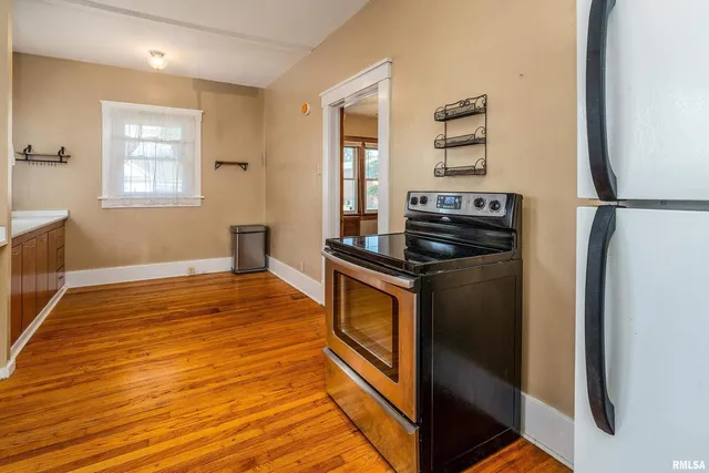 $129,000 | 544 East Main Street, Du Quoin, IL 62832