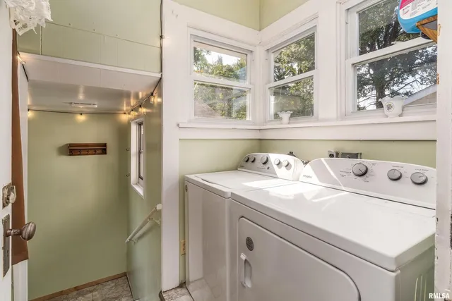 $129,000 | 544 East Main Street, Du Quoin, IL 62832