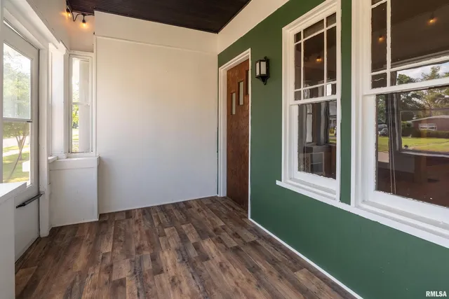 $129,000 | 544 East Main Street, Du Quoin, IL 62832