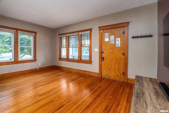 $129,000 | 544 East Main Street, Du Quoin, IL 62832