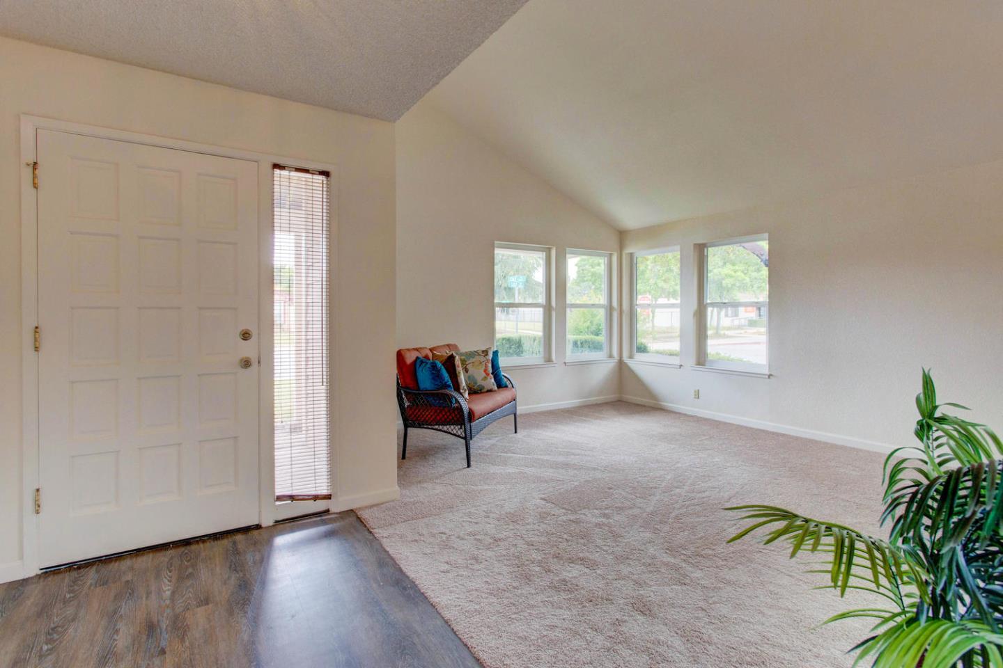 8580 Culp Drive Gilroy, CA 95020 - Photo 4 of 27