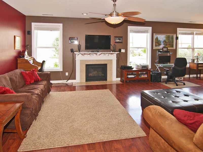 11024 Schoolhouse Road Fishers, IN 46037 - Photo 4 of 20 Gallery Image 4