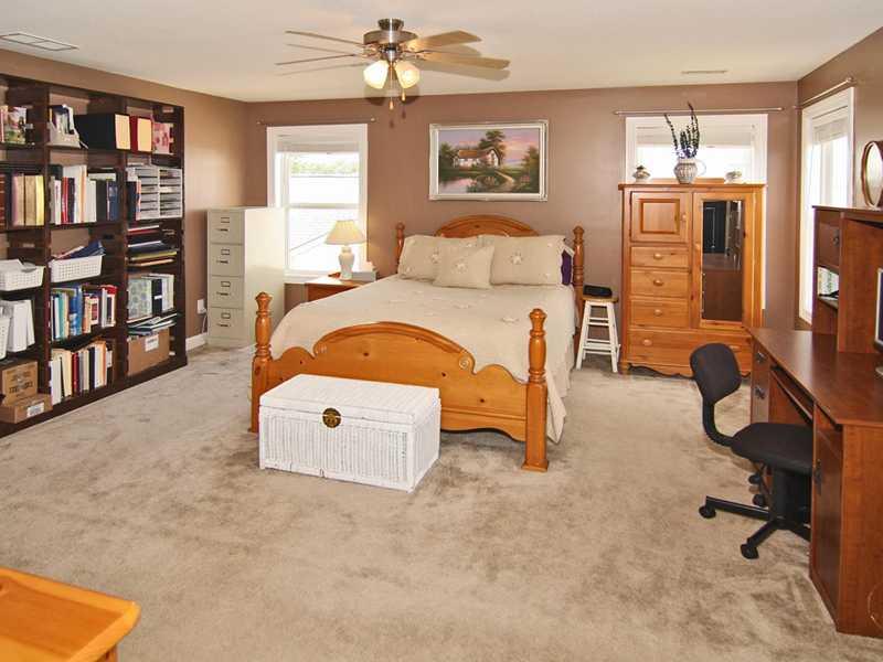 11024 Schoolhouse Road Fishers, IN 46037 - Photo 10 of 20 Gallery Image 10