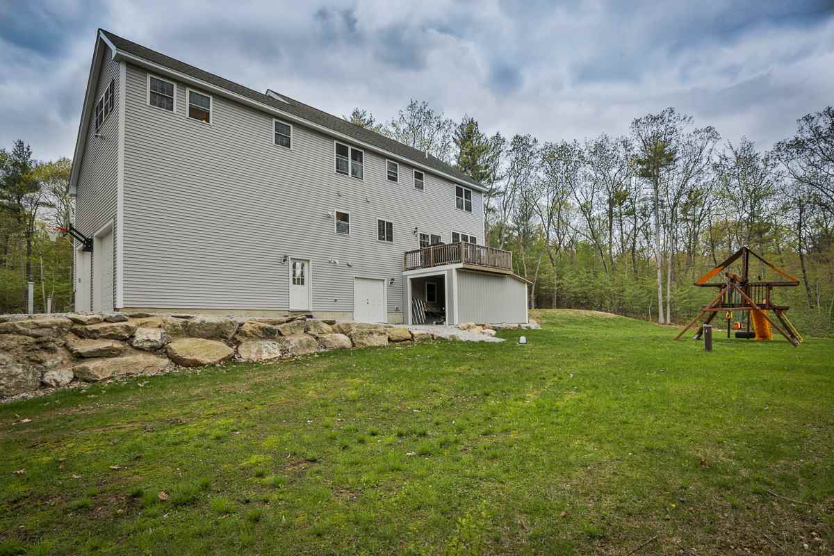 34 Captain Seaver Road Brookline, NH 03033 - Photo 4 of 36