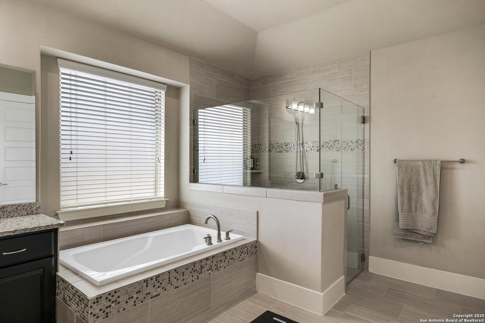 8218 Garden Arbor Garden Ridge, TX 78266 - Photo 21 of 42