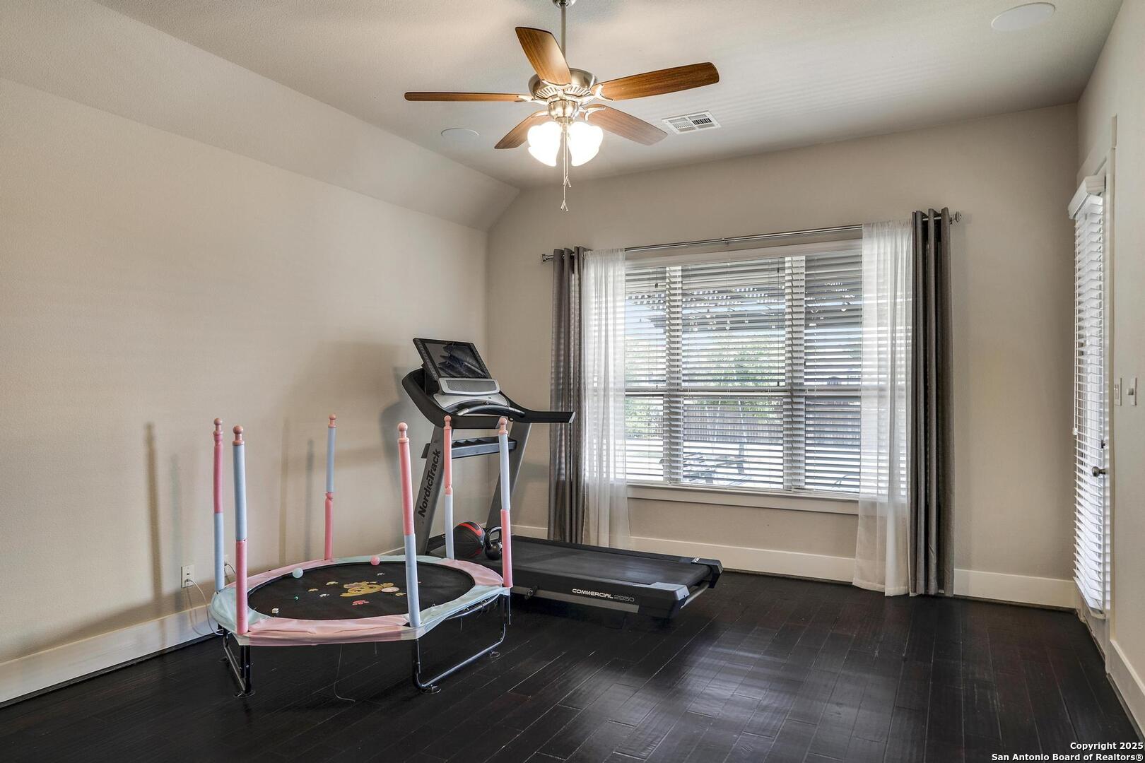 8218 Garden Arbor Garden Ridge, TX 78266 - Photo 23 of 42