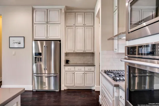 $760,000 | 8218 Garden Arbor, San Antonio, TX 78266