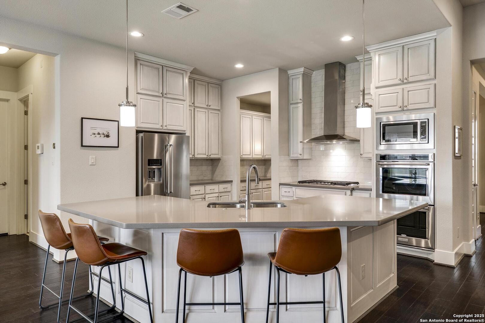 8218 Garden Arbor Garden Ridge, TX 78266 - Photo 10 of 42