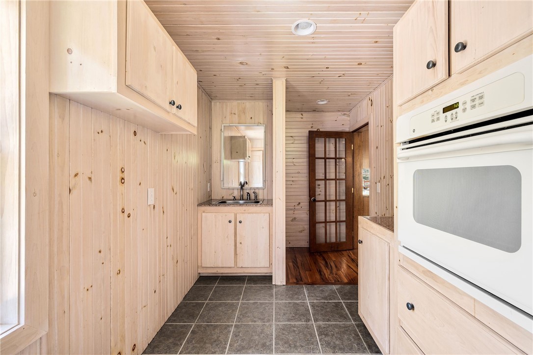 900 S Road East Greenwich, RI 02818 - Photo 19 of 45