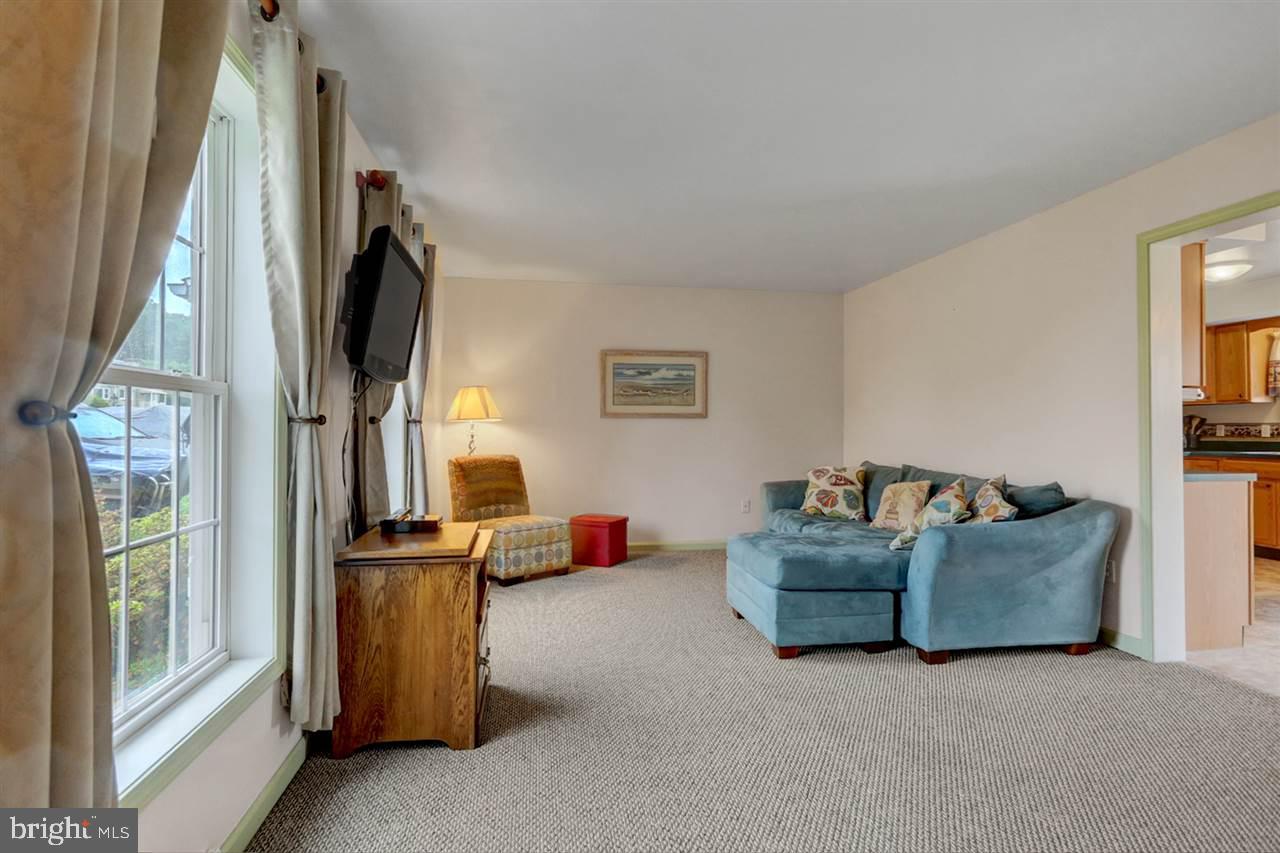 1630 Rosedale Avenue Middletown, PA 17057 - Photo 2 of 25 Gallery Image 2