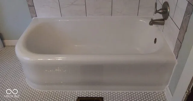 $1,595 | 6125 Kingsley Drive, Indianapolis, IN 46220