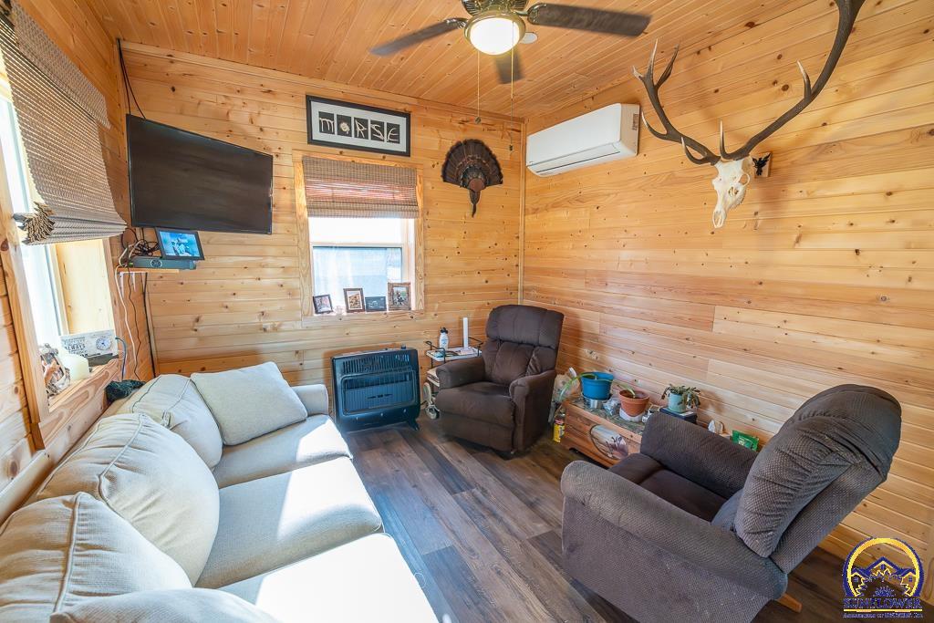 16413 Southwest Arkansas Road Westphalia, KS 66093 - Photo 21 of 66 Gallery Image 21