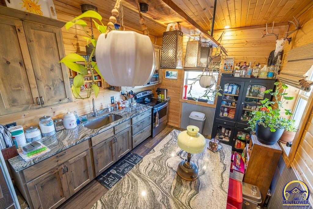 16413 Southwest Arkansas Road Westphalia, KS 66093 - Photo 8 of 66 Gallery Image 8